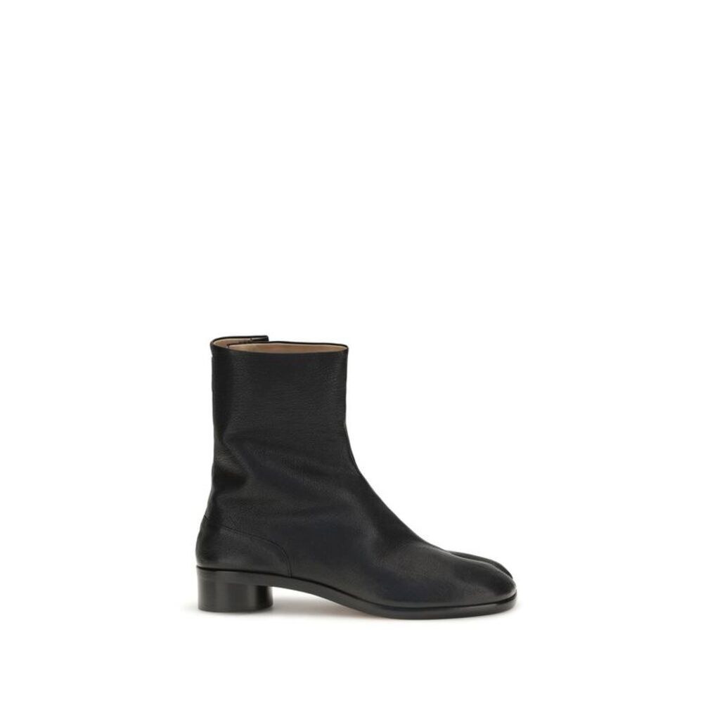 Maison Margiela Black Calf Leather Bos Taurus Ankle Men's Boots